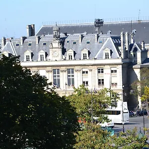 Italie 3*, Paris Frankreich